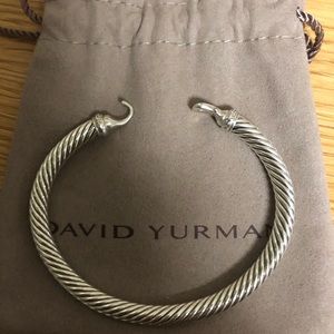 Silver 5mm David Yurman buckle braclet w diamonds